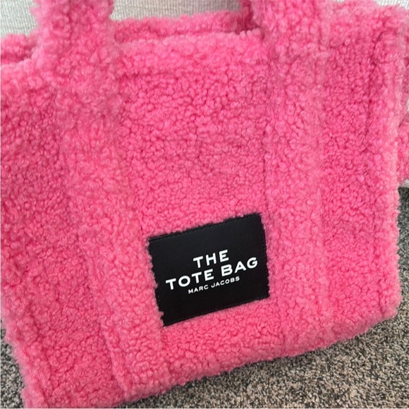 Marc Jacobs Pink Tote Bag - Picture 4 of 5